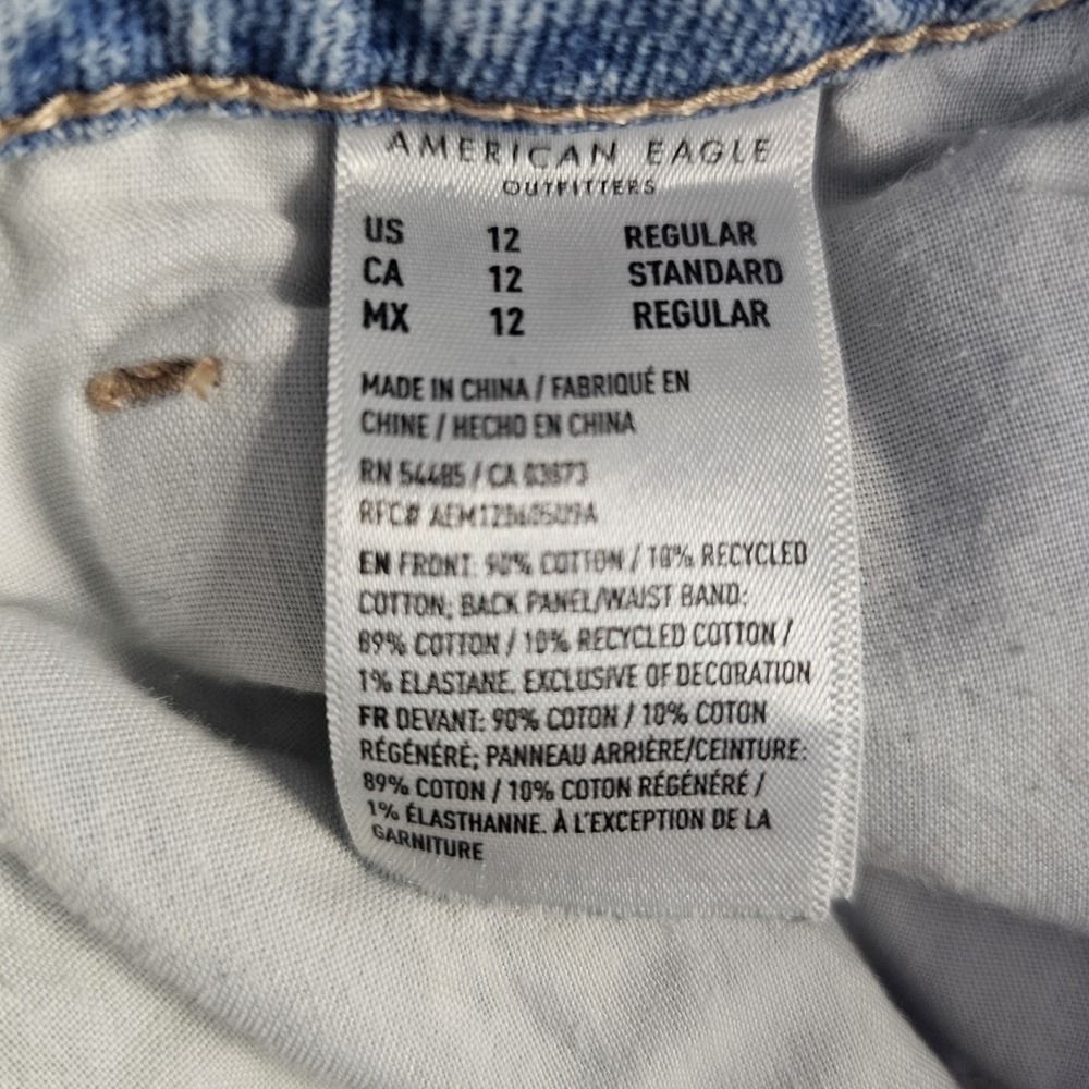 American Eagle Strigid Mom Jean Denim Size 12 Distressed Thrashed - Picture 4 of 10